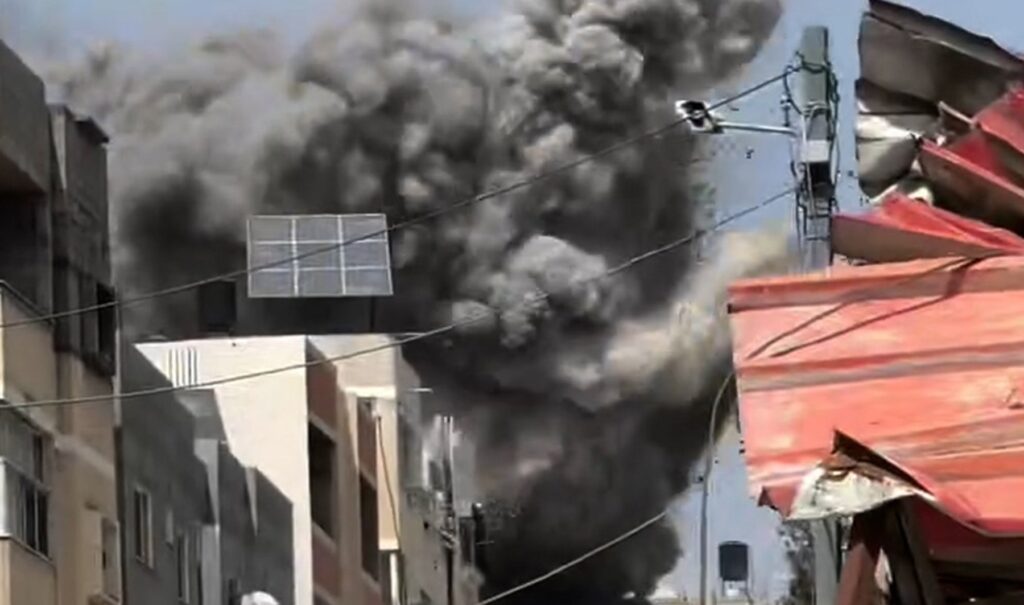 Israeli air strike destroys residential tower in Gaza