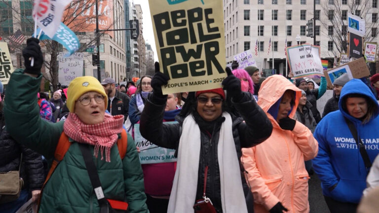 People’s March: Thousands Rally Against Trump in Washington Ahead of Second Inauguration