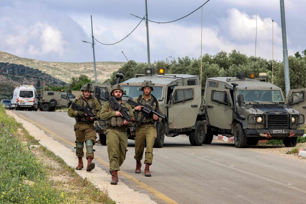 IOF raids West Bank, arrests dozens of Palestinians, including former prisoners